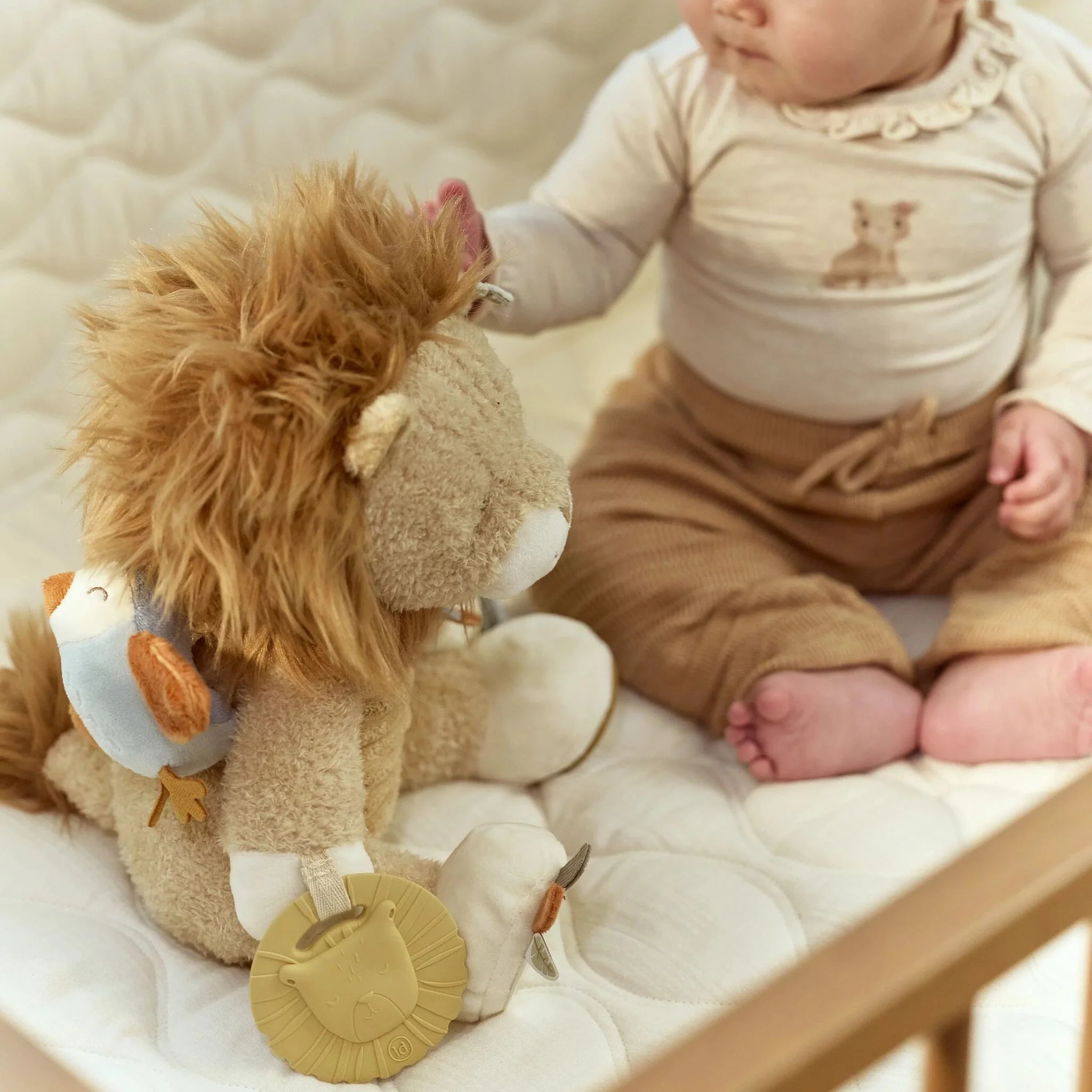 Peluche d’activités Lion – Little Dutch