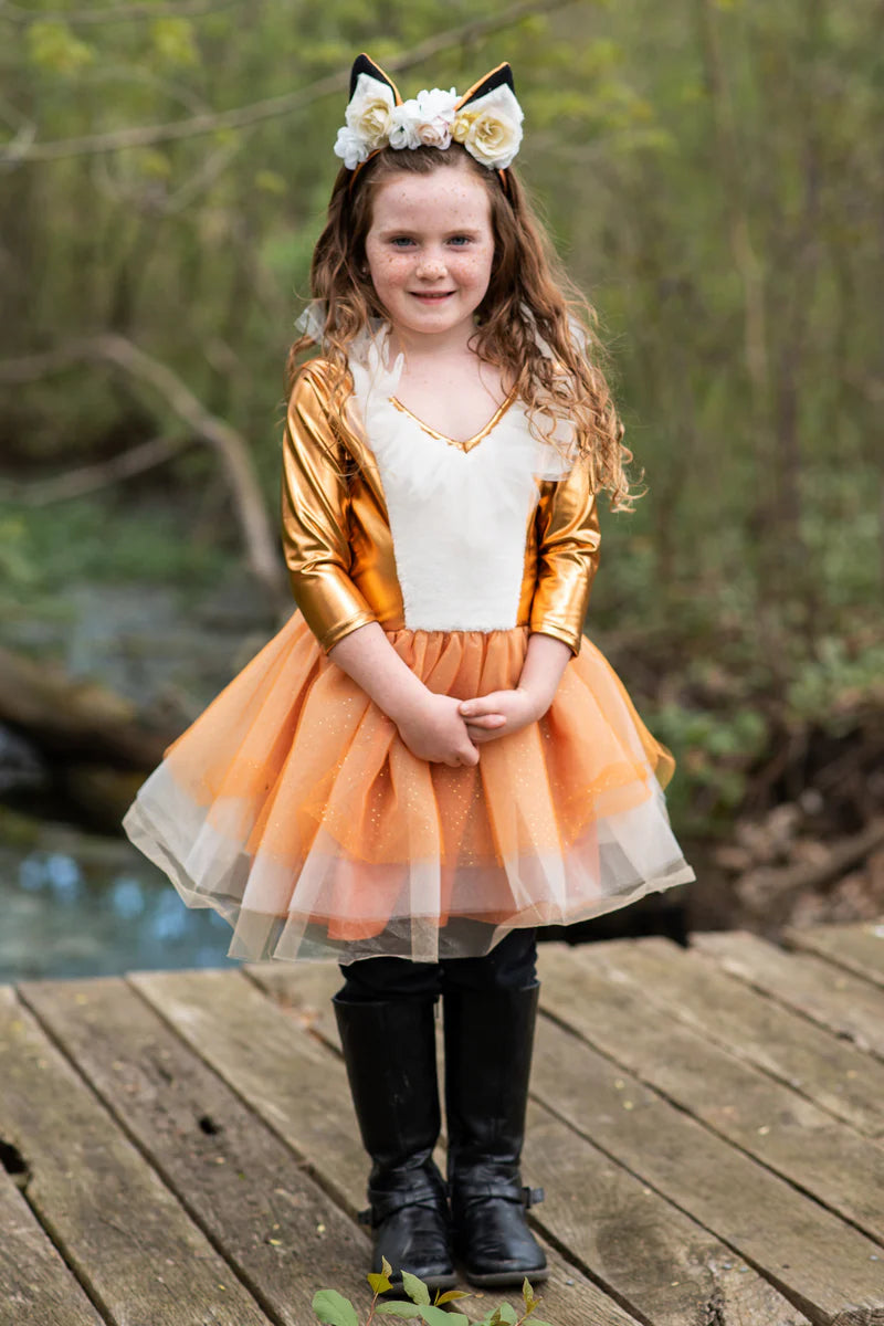 Robe en renard des bois avec coiffe