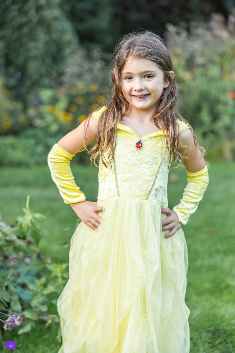 Robe de princesse jaune douce et veloutée avec porte-bras