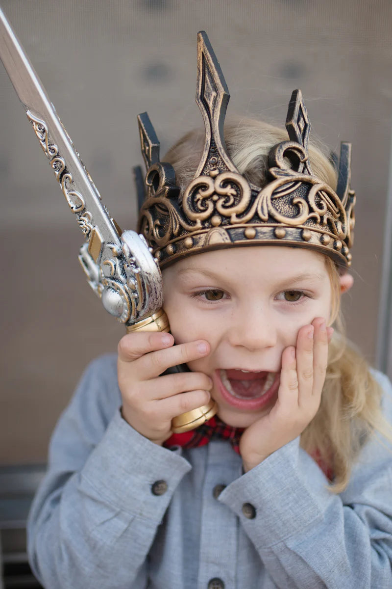 Dague de chevalier, 2 styles variés