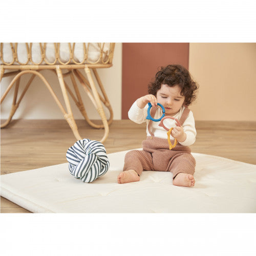 Balle d'éveil sensorielle pour bébé