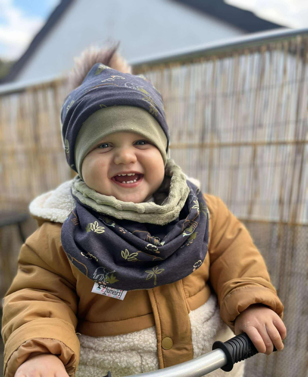 Bonnet Pompon Enfant – Pratique & Douillet❄️